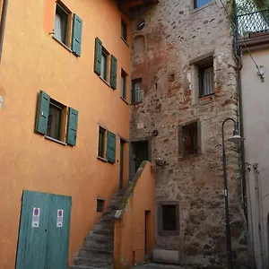Pudapartment , Pisogne Italia